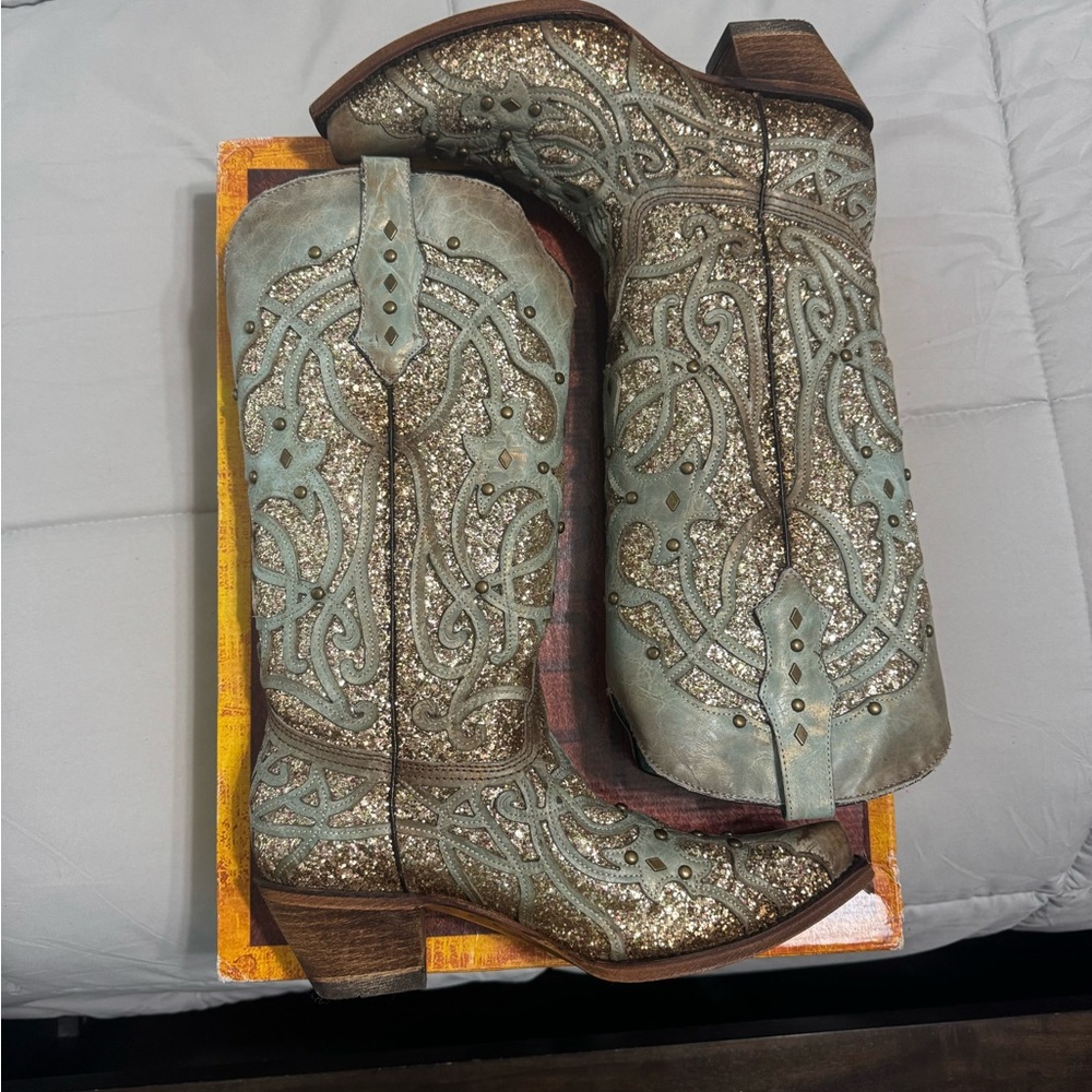 Corral LD Mint Glitter cowgirl boots size 9.5